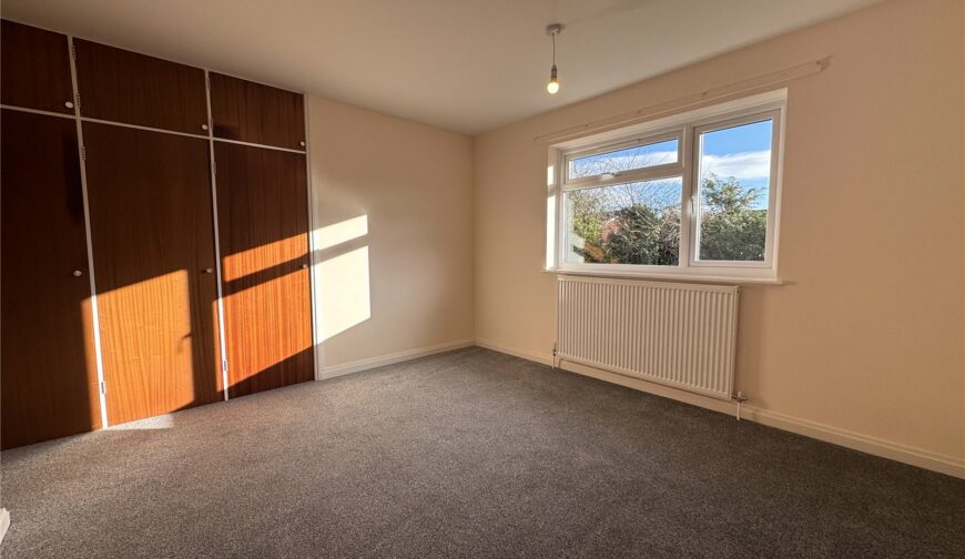 The Vicarage, Wombridge Road - Picture No. 25