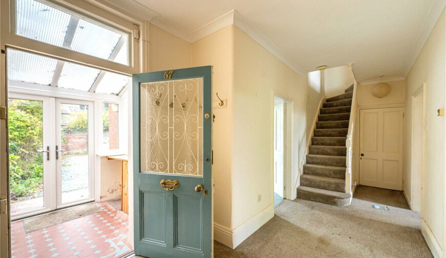 Dunning House, Gravel Hill - Picture No. 03