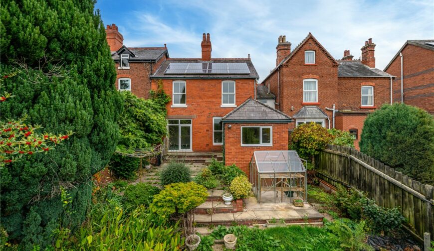 Dunning House, Gravel Hill - Picture No. 02