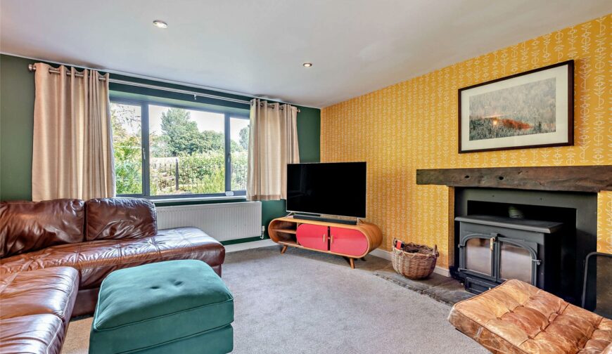 Yonder Castle Hill, Harley - Snug