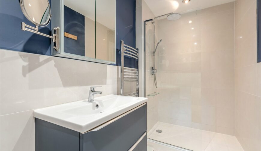 1 Apley Park Mews, Apley Park - En Suite