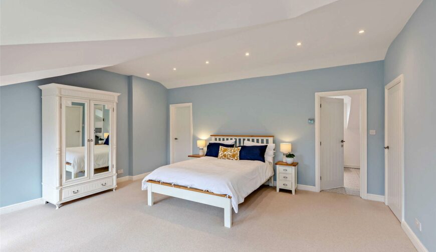 Oxley Cottage, Nobold Lane - Principal Suite