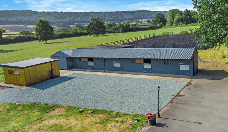 Paddock and Pool Yonder Castle Hill, Harley - Equestrian
