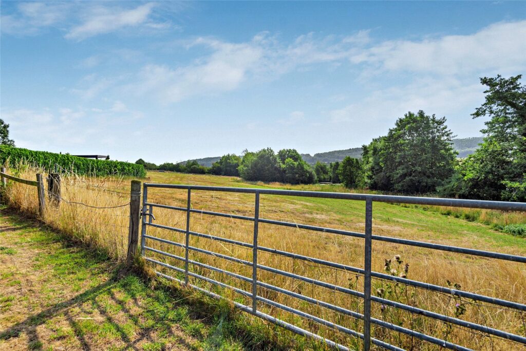 Paddock and Pool Yonder Castle Hill, Harley - Paddock