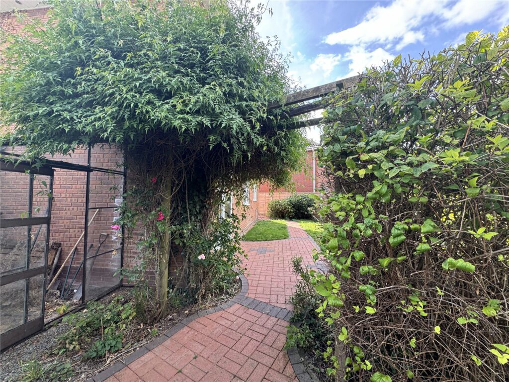 The Hollies, Meadow View - Picture No. 78