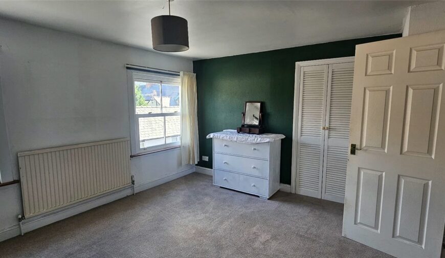 2 Dale Street - Picture No. 36