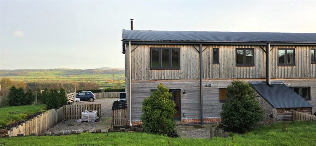 Seifton Brook Barn, Corfton - Picture No. 11