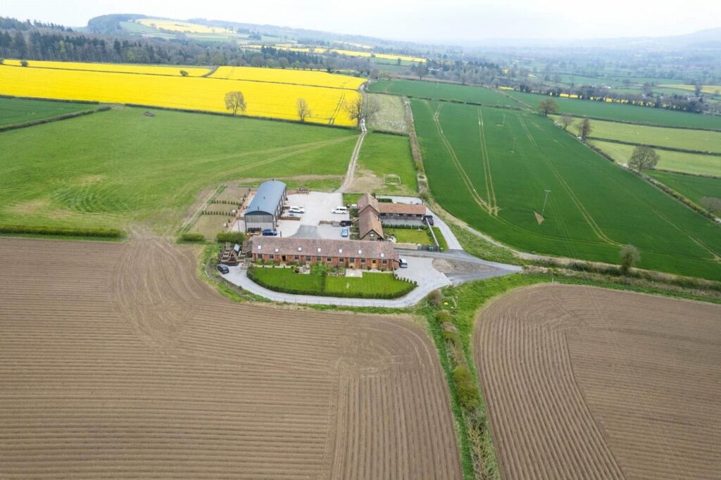 Seifton Brook Barn, Corfton - Picture No. 36