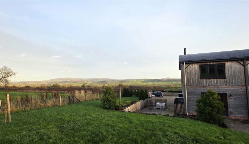 Seifton Brook Barn, Corfton - Picture No. 84