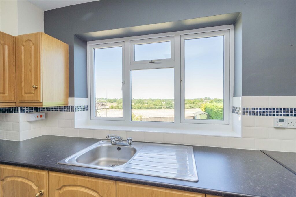 1 Parton Wood, Winnington - Picture No. 17