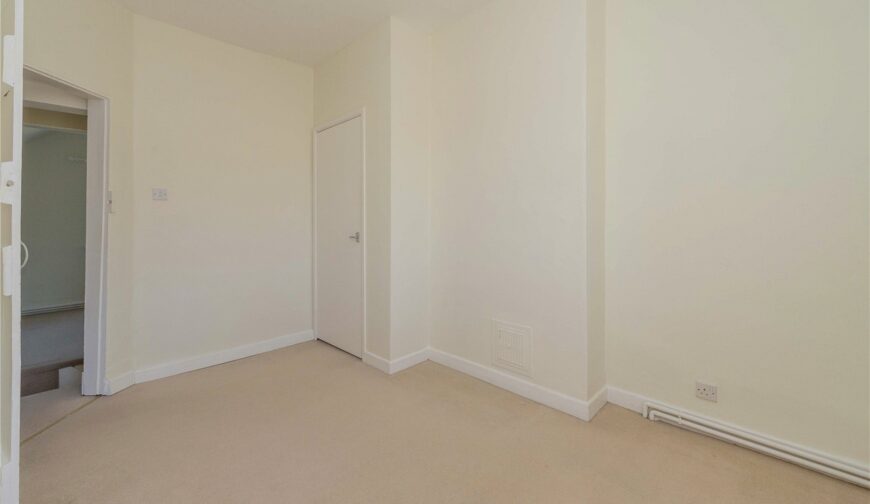 1 Parton Wood, Winnington - Picture No. 23