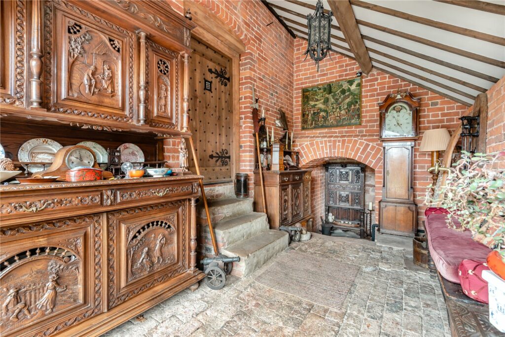 Golding Hall - Picture No. 18