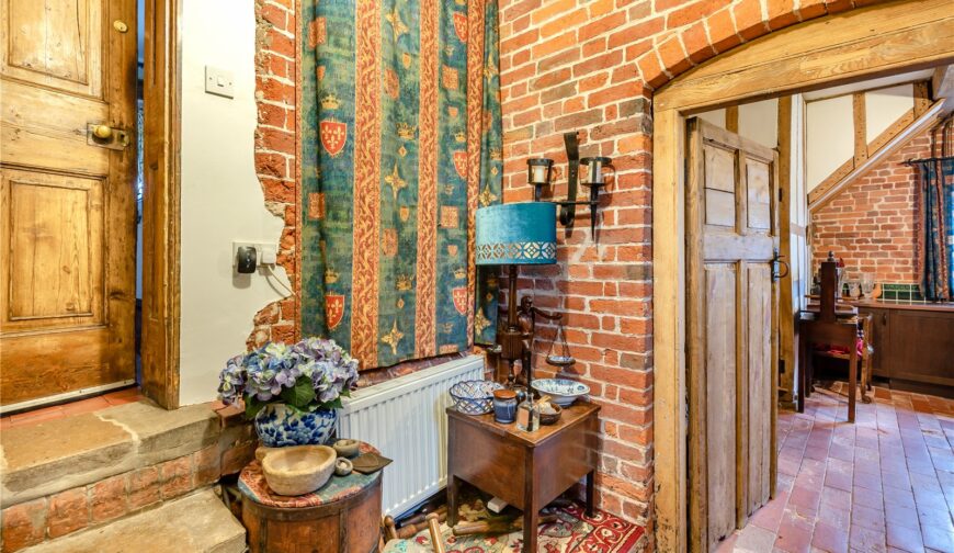 Golding Hall - Picture No. 21