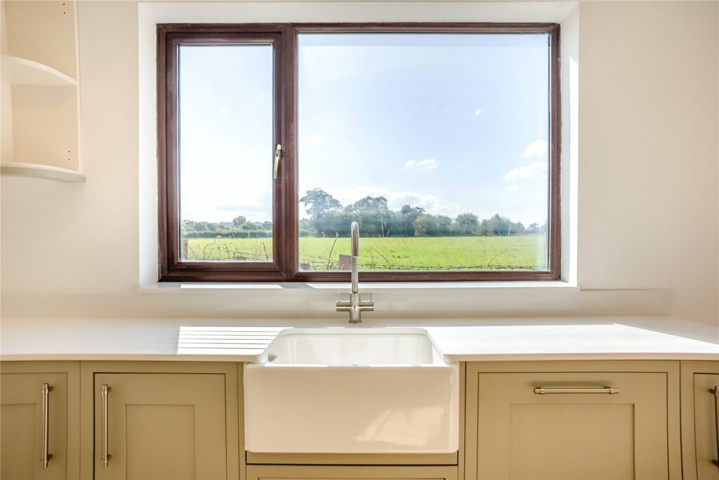 The Gate House, Bings Heath - Picture No. 10