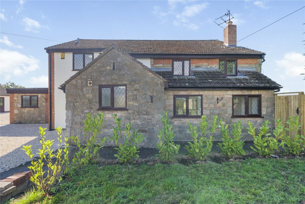 The Gate House, Bings Heath - Picture No. 50