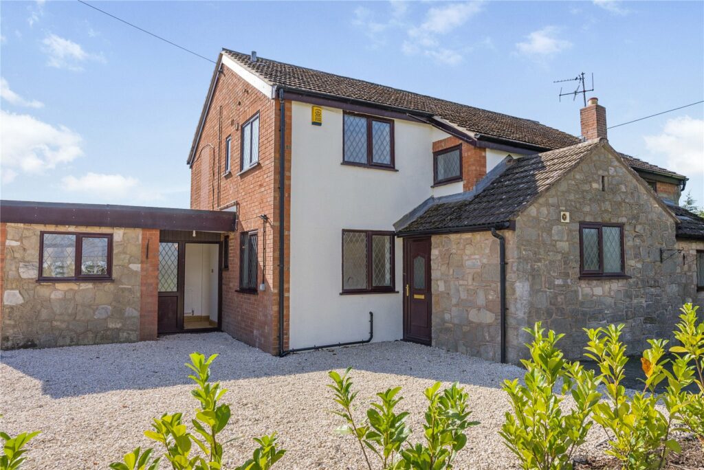 The Gate House, Bings Heath - Picture No. 52