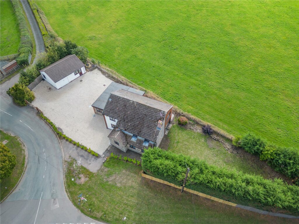 The Gate House, Bings Heath - Picture No. 55