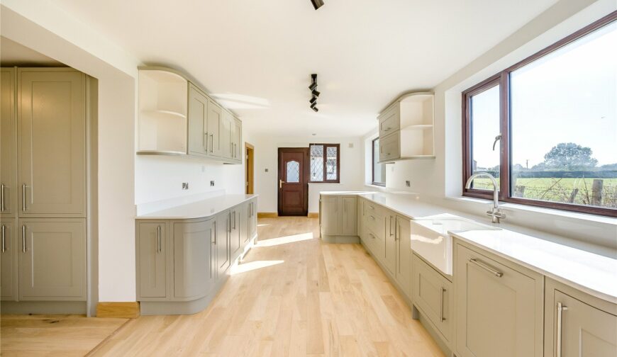 The Gate House, Bings Heath - Picture No. 69