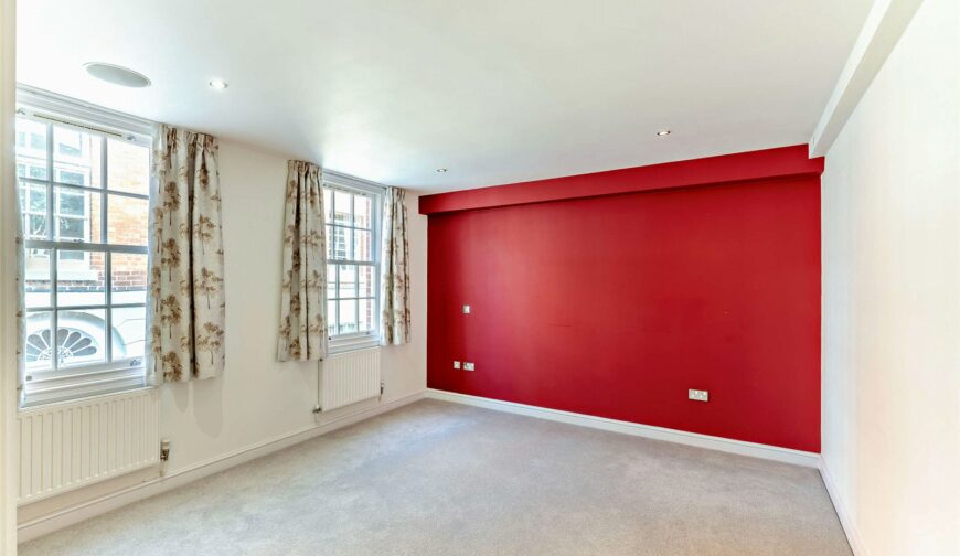 Apartment 2, Crescent House - Picture No. 12