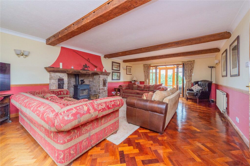 East Meadows, Nash - Picture No. 07