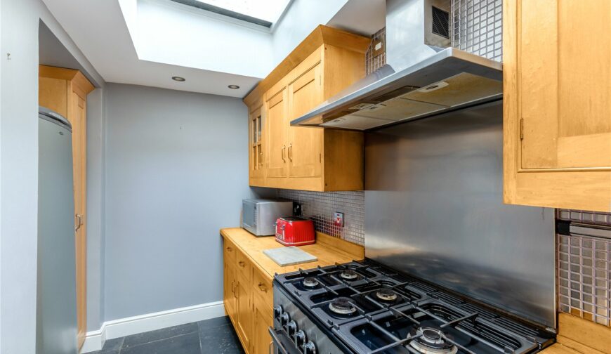 South Park, Abbey Foregate - Kitchen