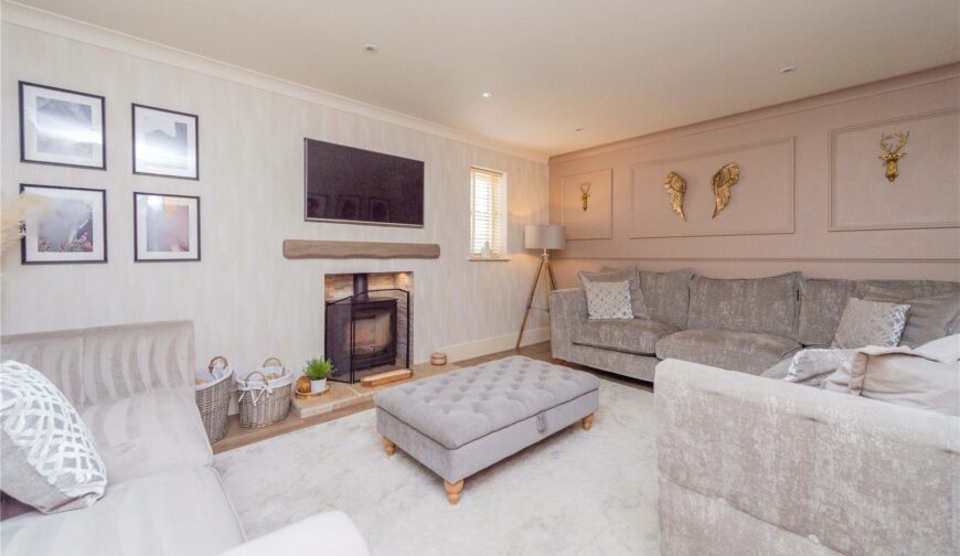 Beech Cottage, Myddle Wood - Living Room