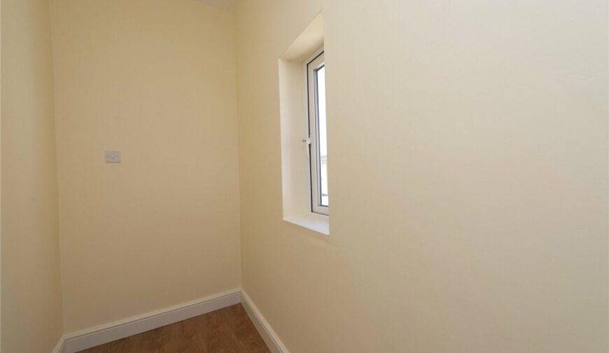 1 Parton Wood, Winnington - Picture No. 13