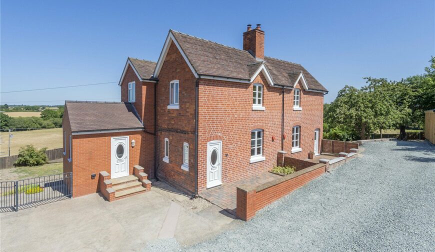 1 Parton Wood, Winnington - Picture No. 33