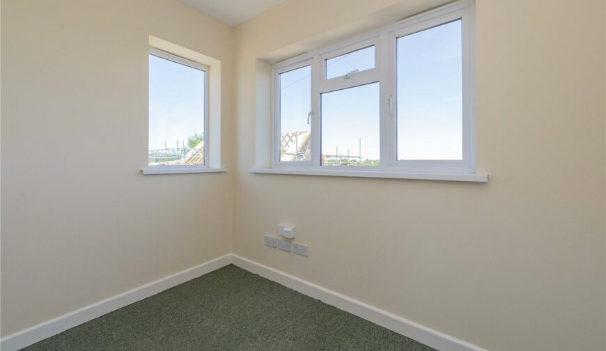 1 Parton Wood, Winnington - Picture No. 35