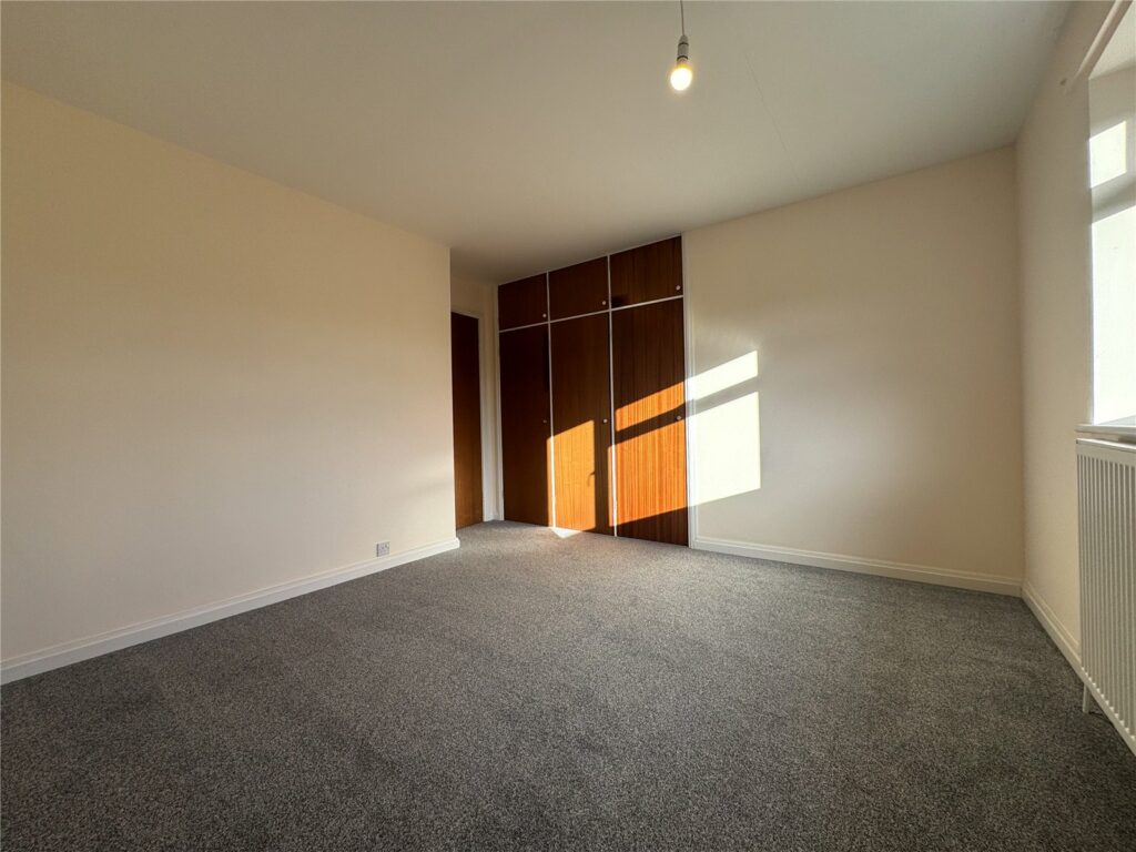 The Vicarage, Wombridge Road - Picture No. 26