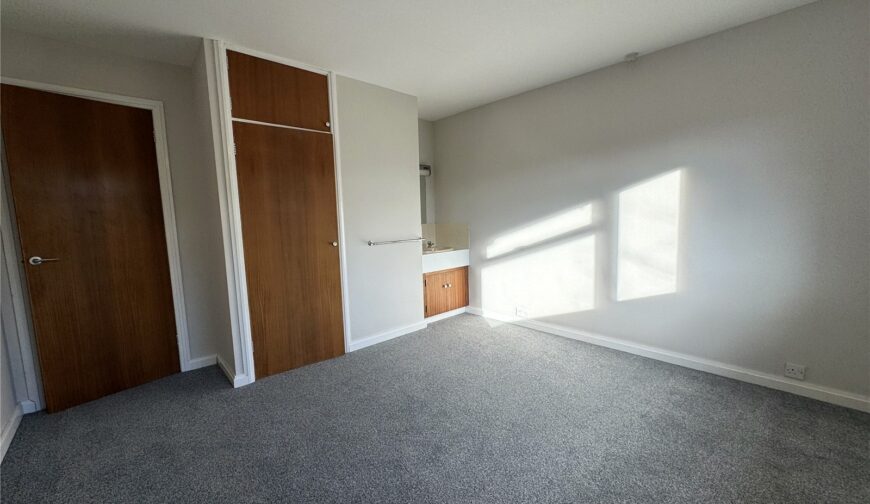 The Vicarage, Wombridge Road - Picture No. 30