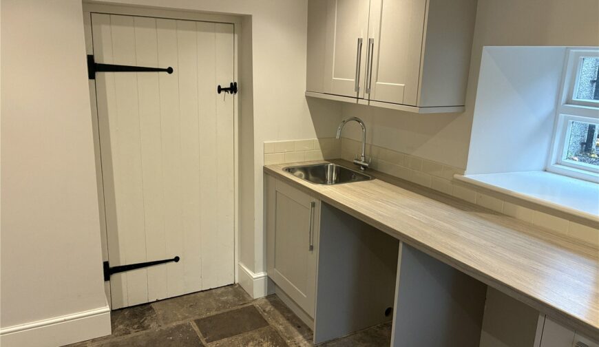 Cui Farmhouse, Talybont-on-Usk - Picture No. 10