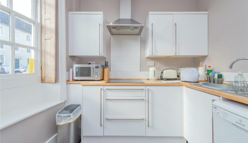 6 Mill Street - Picture No. 09