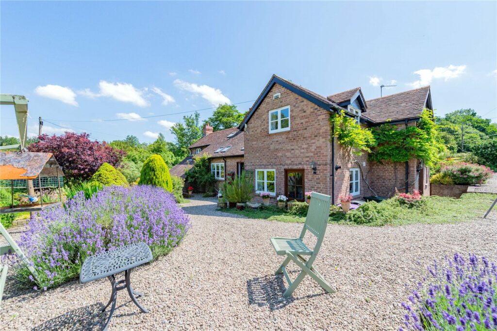 Wainbridge House, Clee St. Margaret - Picture No. 22