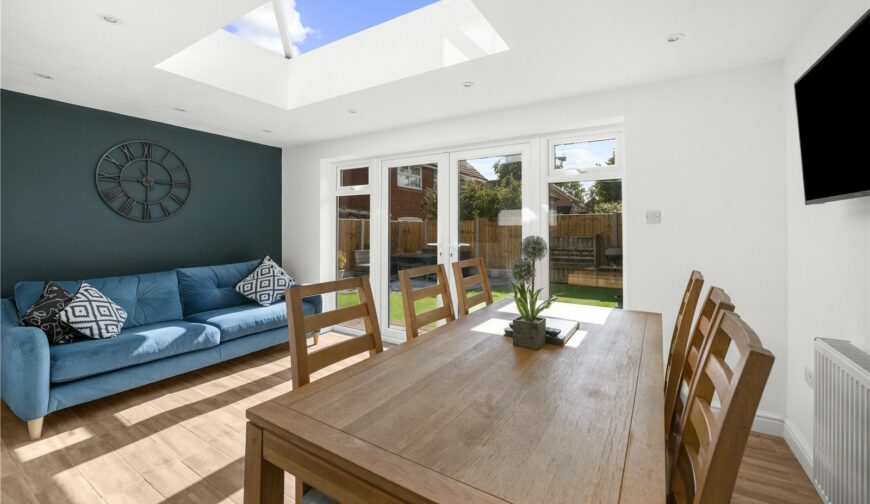 12 Blashfield Road - Picture No. 06