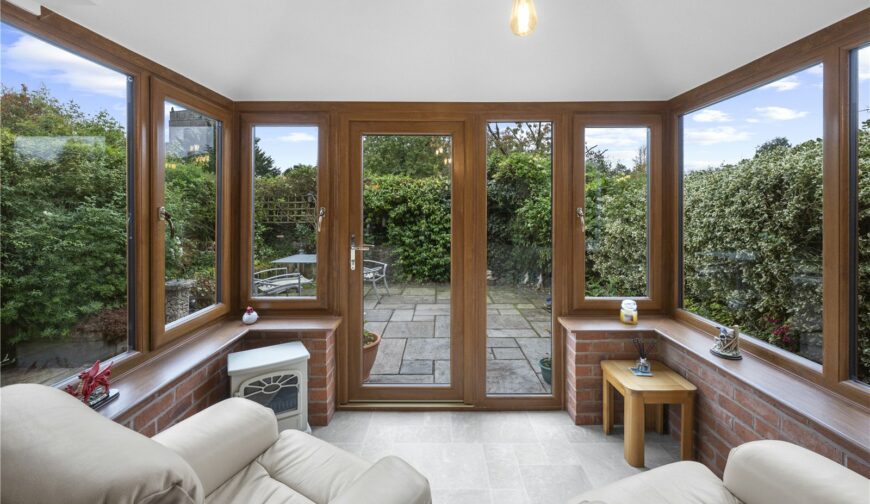 Motte Cottage, St. Marys Walk - Picture No. 12