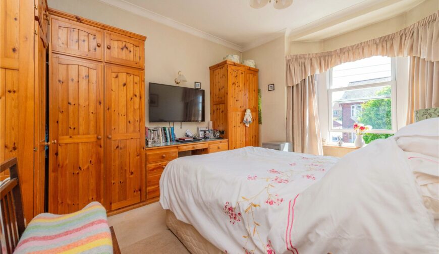 31 Brownlow Road - Bedroom 1