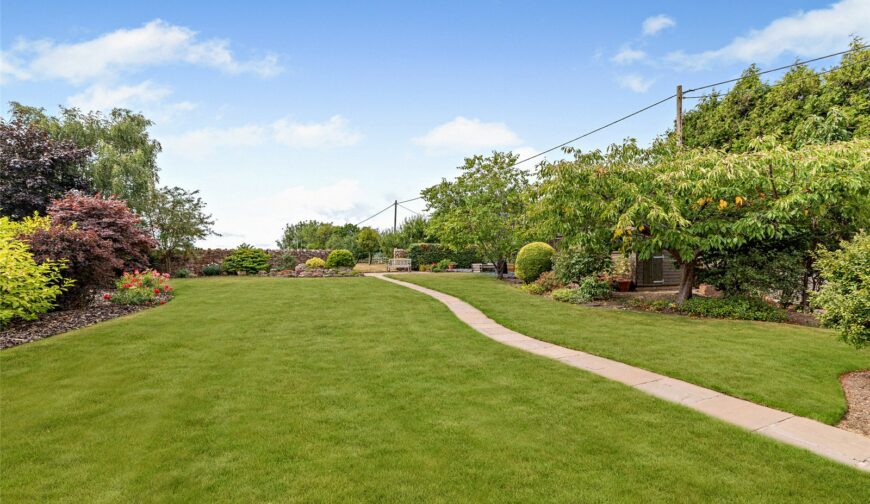 The Barley House, Red House Farm, Longdon-upon-Tern - Gardens