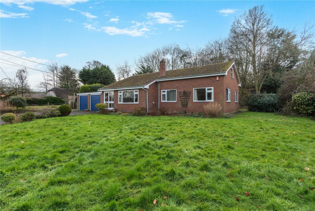 The Rowans, Longnor - 13