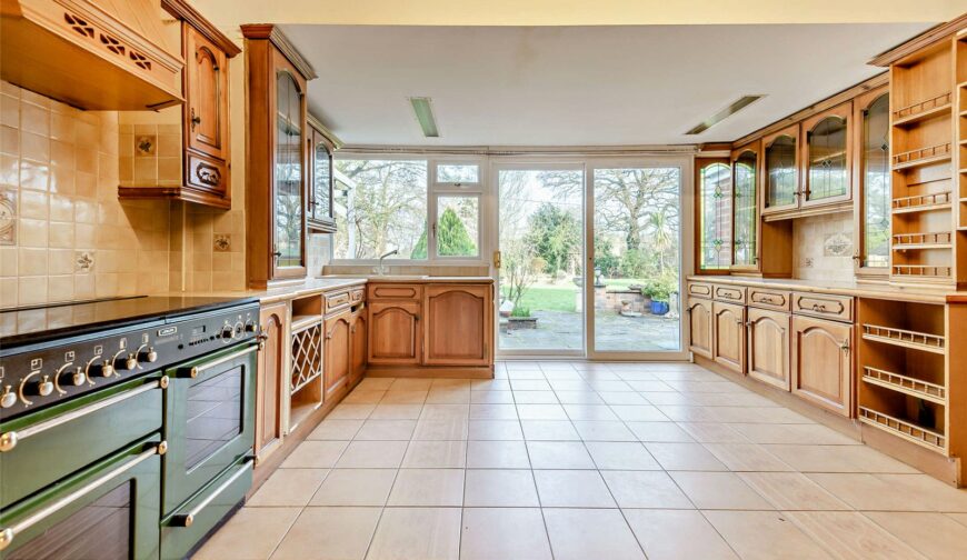 Roselyn, Bings Heath - Picture No. 03