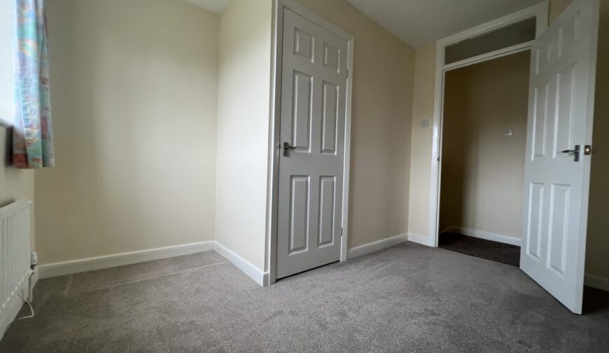 1 Spencer Drive - Picture No. 10