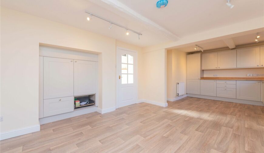 Llwynderw Villa, Llwynderw - Picture No. 32