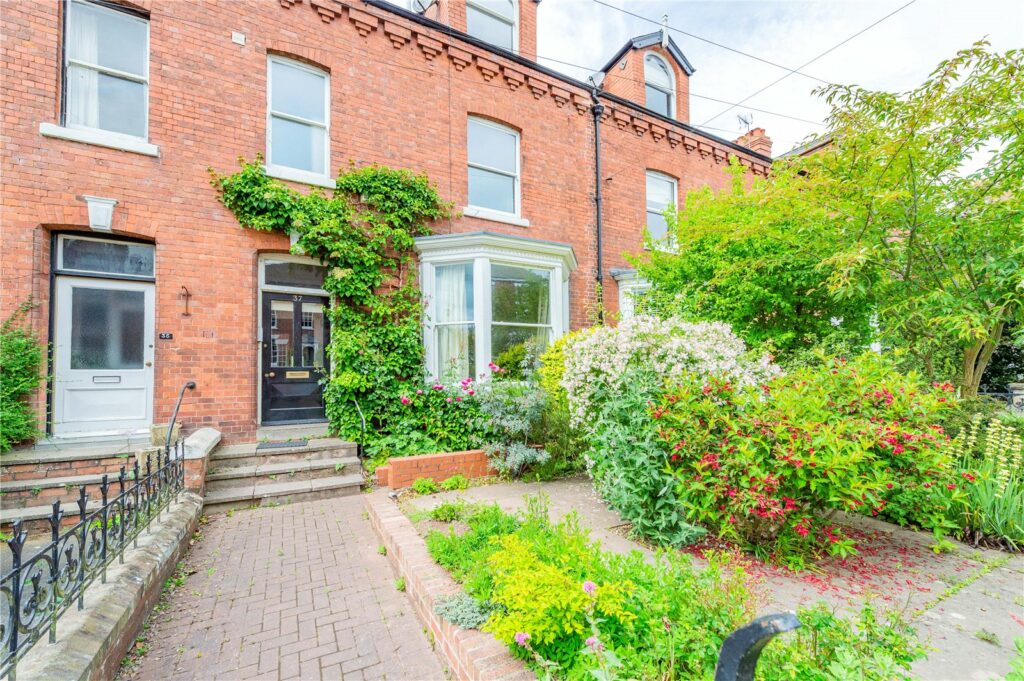 37 Gravel Hill - Picture No. 29