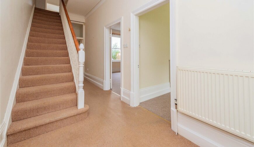 37 Gravel Hill - Picture No. 76