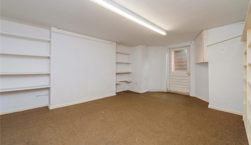 37 Gravel Hill - Picture No. 89