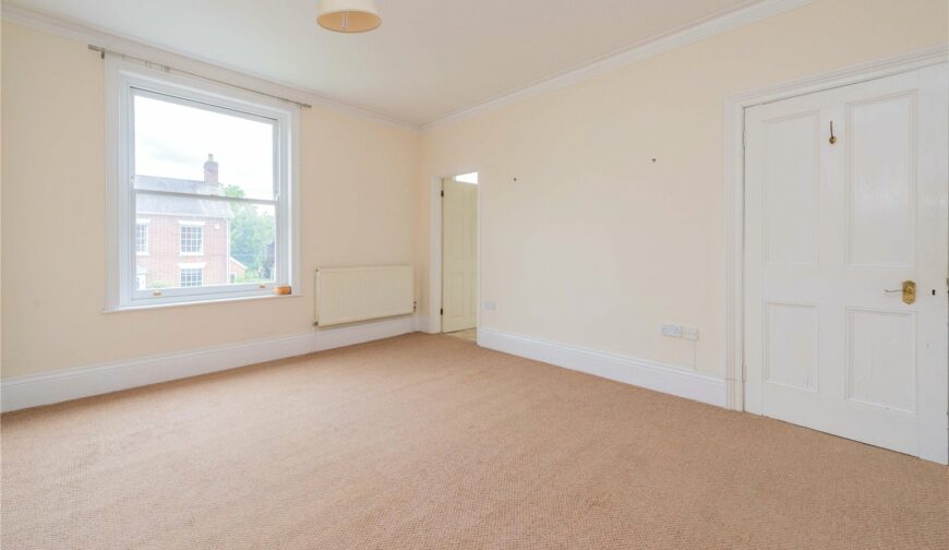 37 Gravel Hill - Picture No. 98