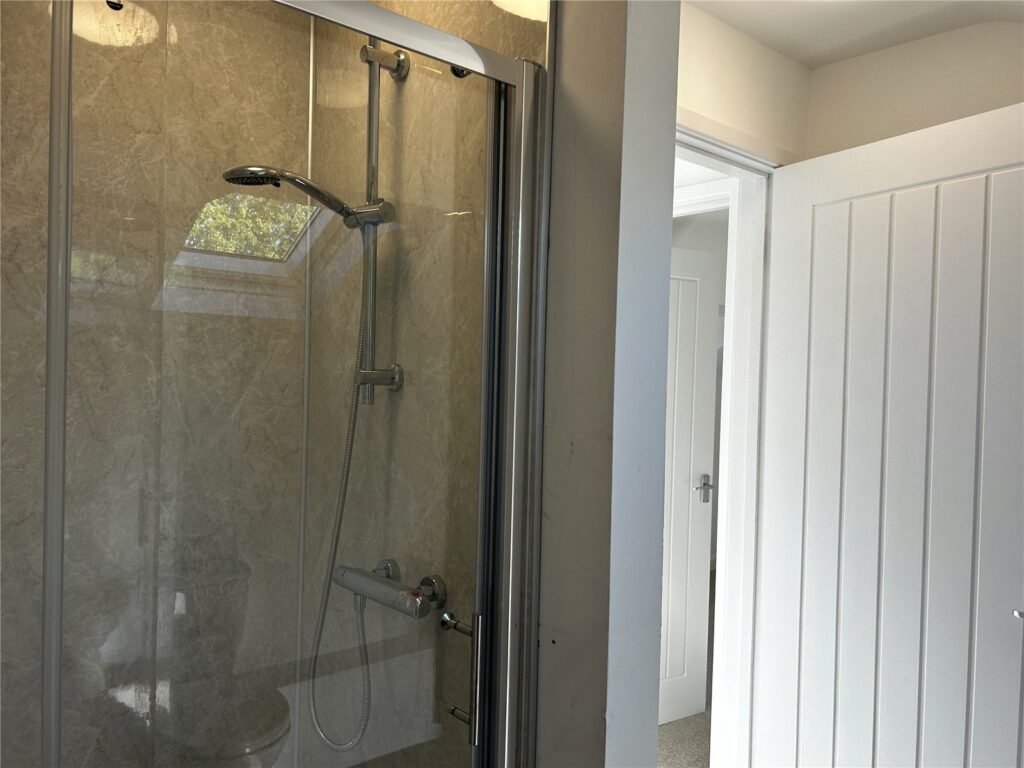 2 The Old School House, Yazor - Picture No. 09