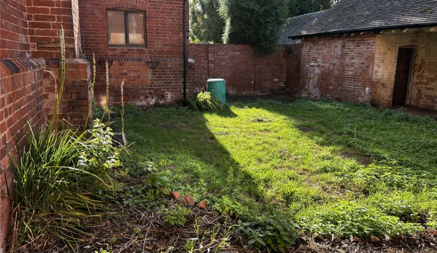 2 The Old School House, Yazor - Picture No. 12