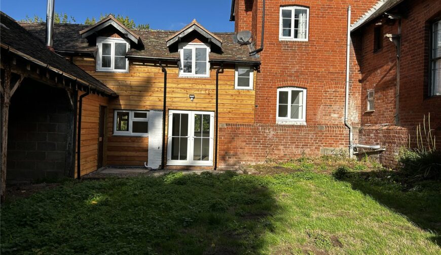 2 The Old School House, Yazor - Picture No. 14