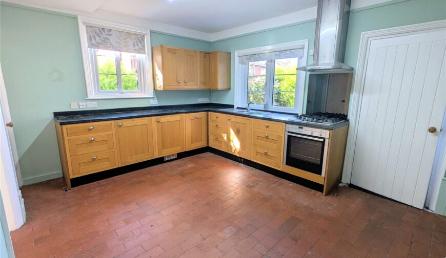 1 The Bank - Picture No. 06